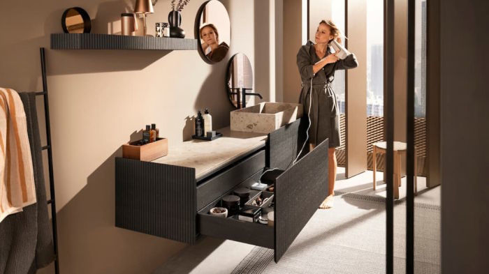 Skrita vtičnica v predalu3